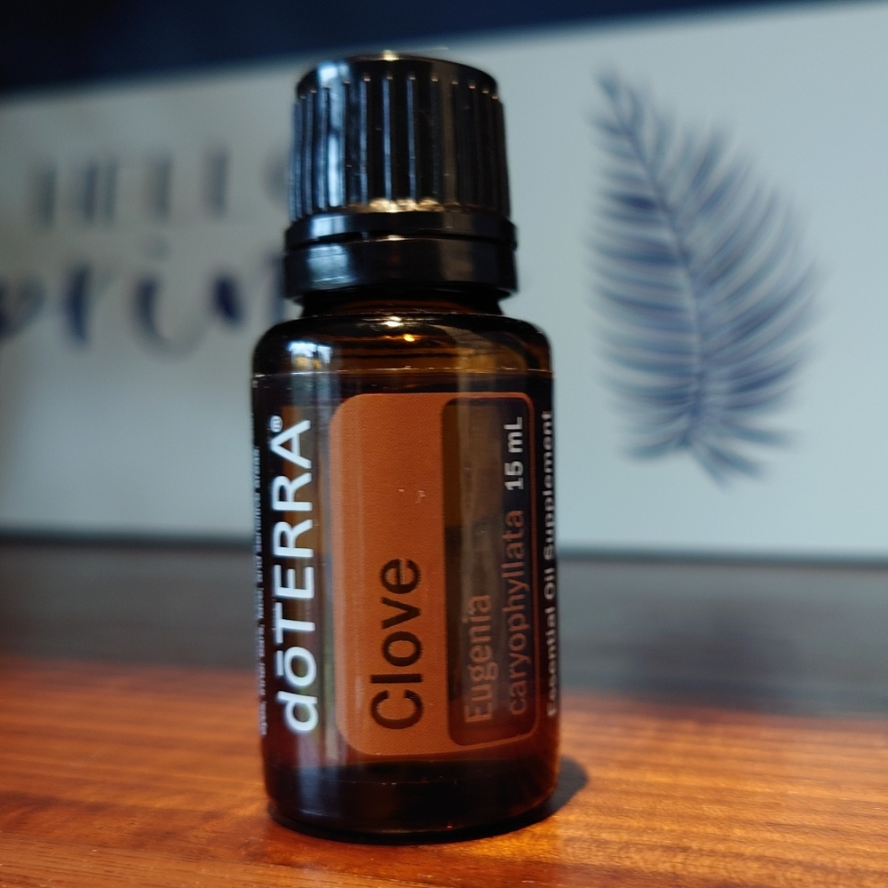 dōTERRA Clove essential oil